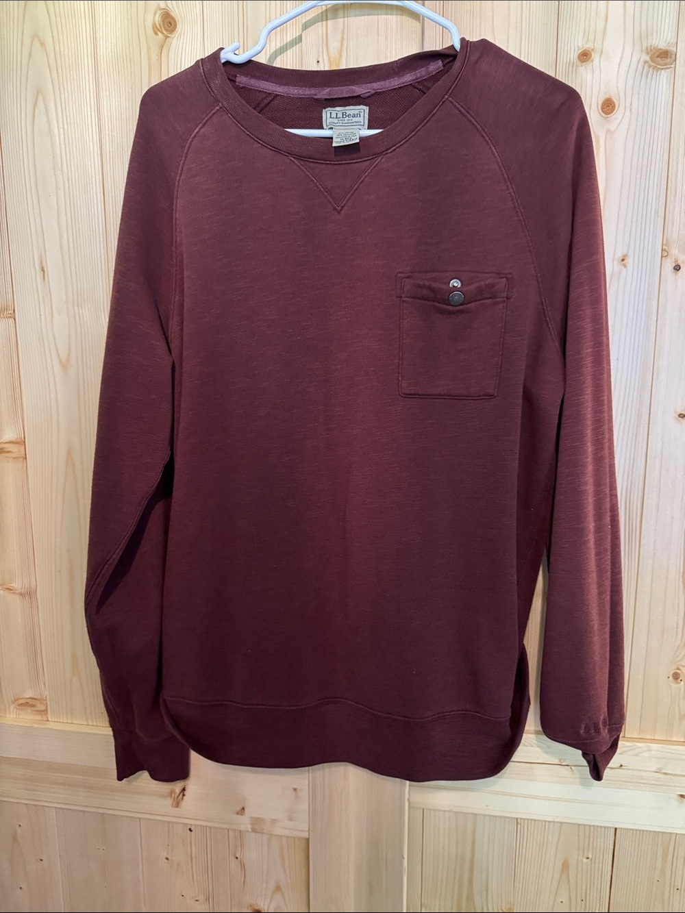 L.L. Bean Men's Crewneck Sweatshirt in Deep Wine